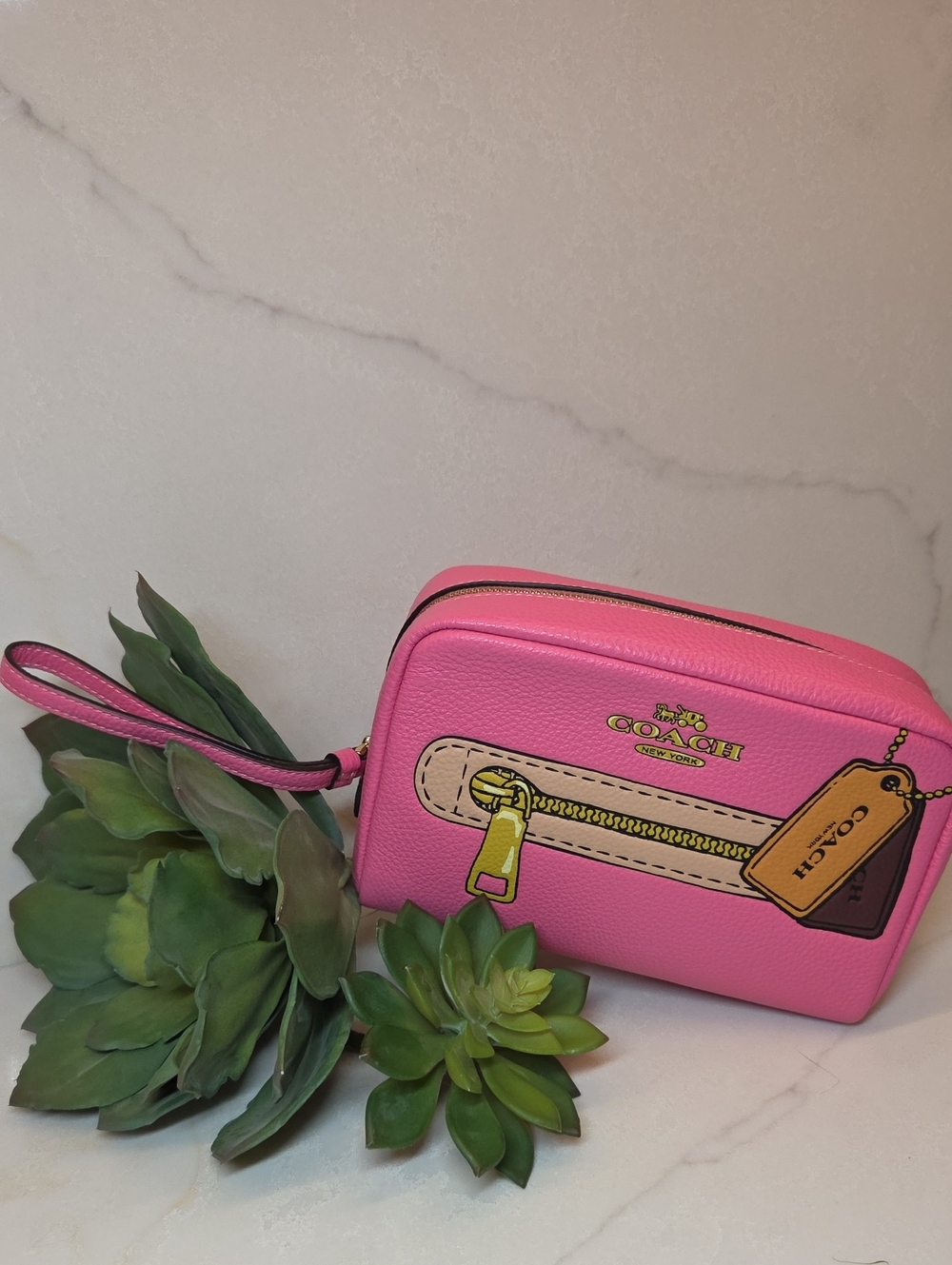 Coach Dempsey Boxy Cosmetic Case 20 with Trompe L'Oeil Print - Picture 9 of 11
